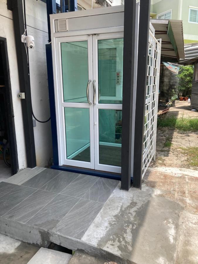 Moocoworking Hotell Loei Exteriör bild